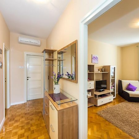 Apartment Colona Zadar Room photo