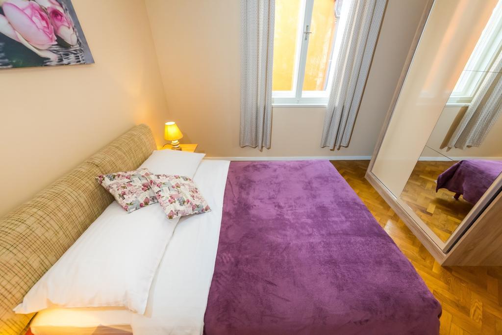 Apartment Colona Zadar Room photo